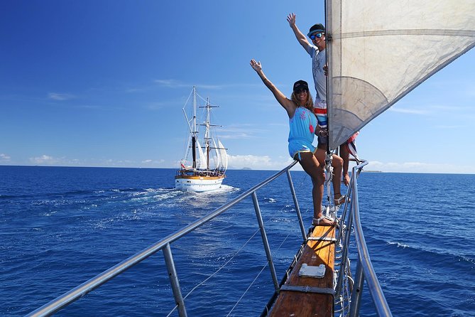 Captain Cook Cruises Fiji - Island and Reef Day Cruise - Snorkeling and the glass-bottom boat