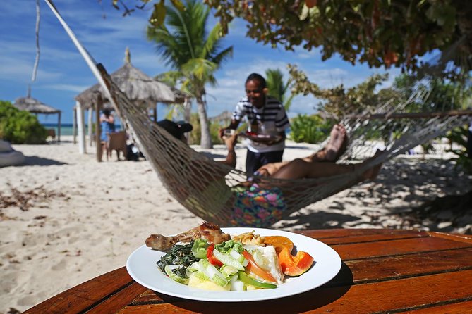 Captain Cook Cruises Fiji - Island and Reef Day Cruise - Captain Cook Cruises Fiji or a shorter beach club day?