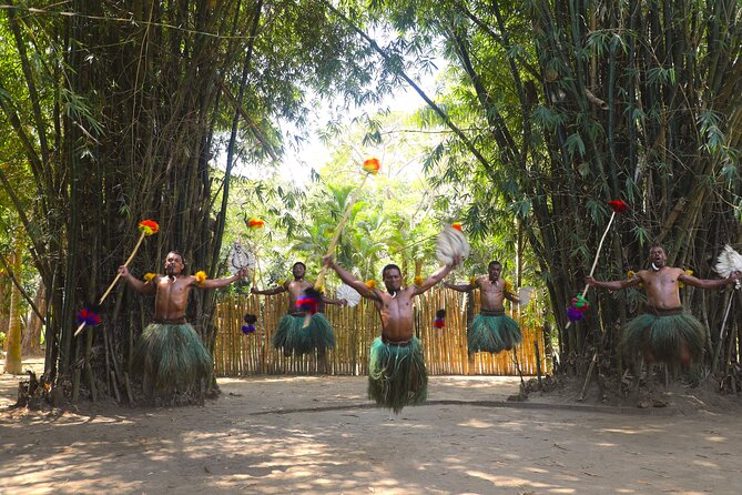 Cultural Day Tour - Watching pottery and weaving, then making your own piece