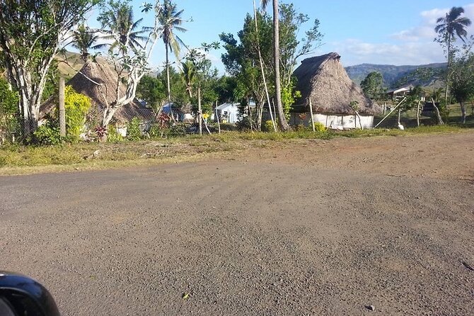 Denarau Hotels to Nadi Airport (Private Departure Transfer) - Clean vehicles, air conditioning, and Wi-Fi