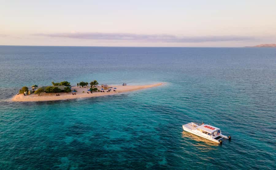 Denarau: Oolala Cruises Day Cruise - Savala Island and the Beach BBQ