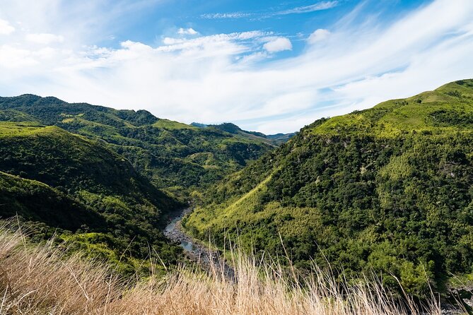 Fiji 2 Night Hiking Adventure and Cultural Experience - What the guides add to the walk