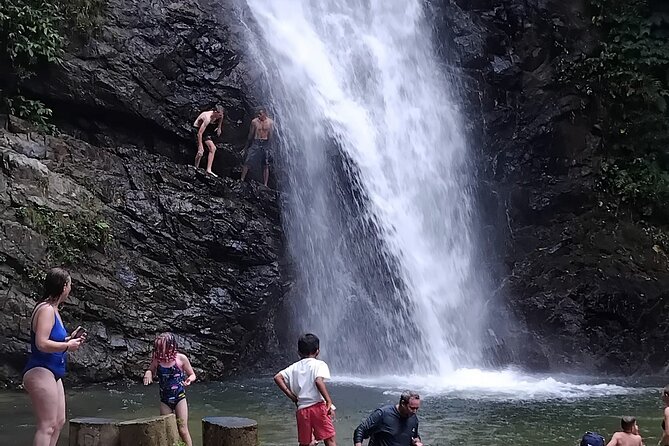 Fiji Adventure: Biausevu Waterfall & Dunes hiking Combo Tour! - Baravi Handcrafts and Cafe