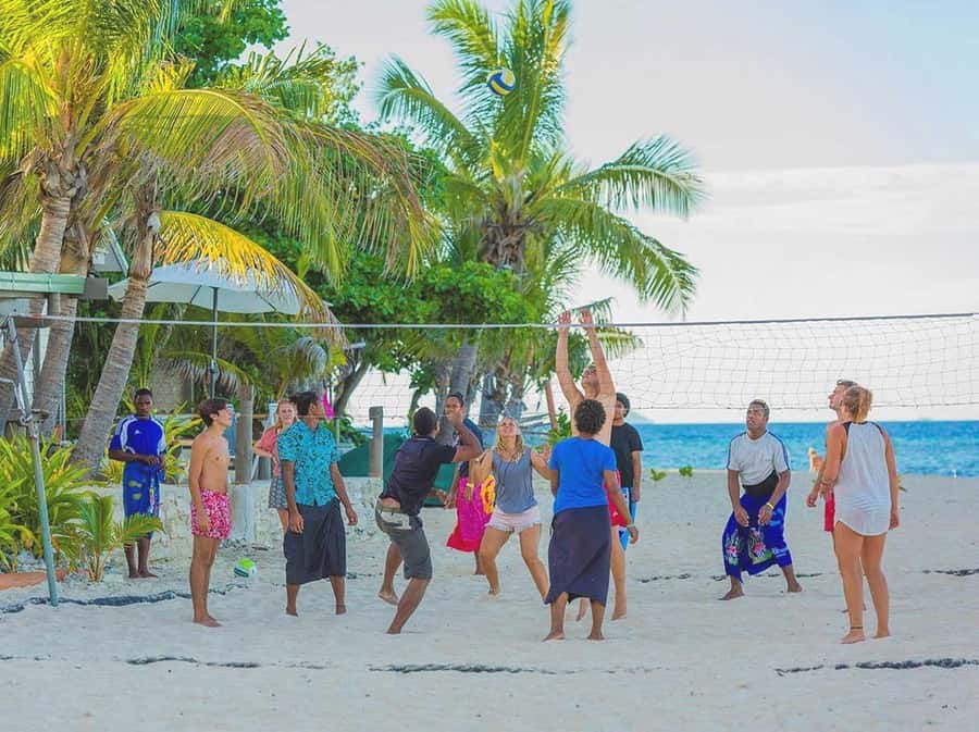 Fiji: Beachcomber Island Day Cruise with Snorkelling - What is included in the food and drink package