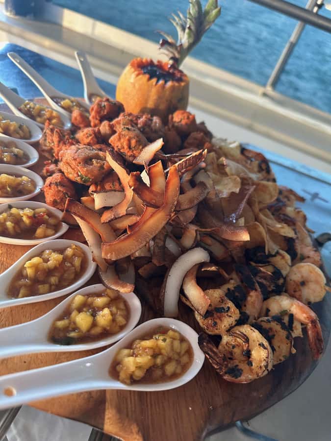 Fiji: Captain Cook Cruises Sunset Dinner Cruise - Key points before you book