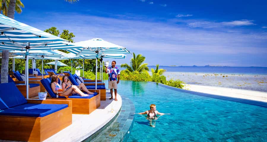 Fiji: Malamala Beach Club Private Island Day Pass & Transfer - From Port Denarau to Malamala Island
