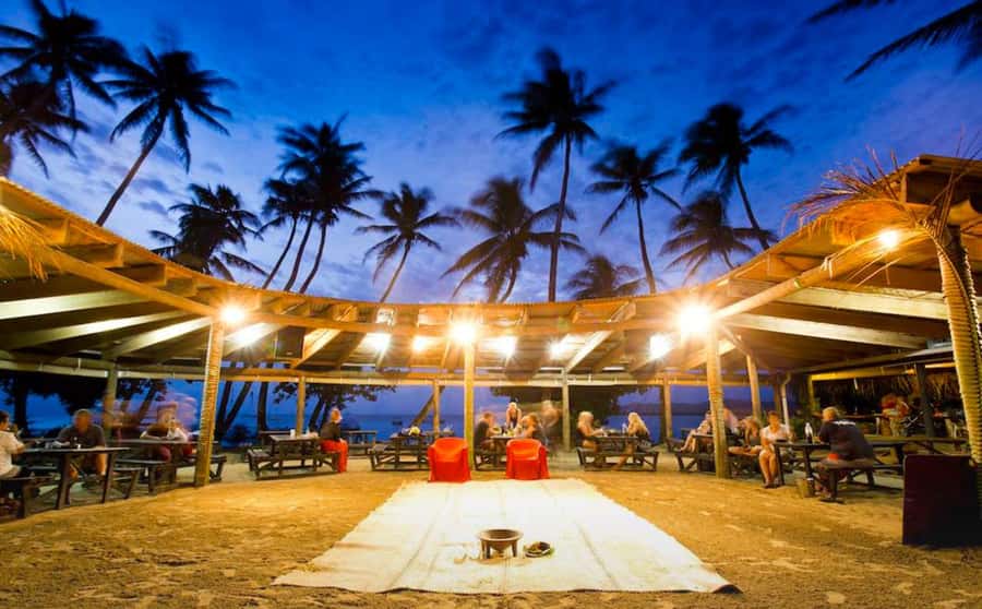 Fiji: Sunset Cruise with Dinner and Fire Show - Who will enjoy this Fiji evening