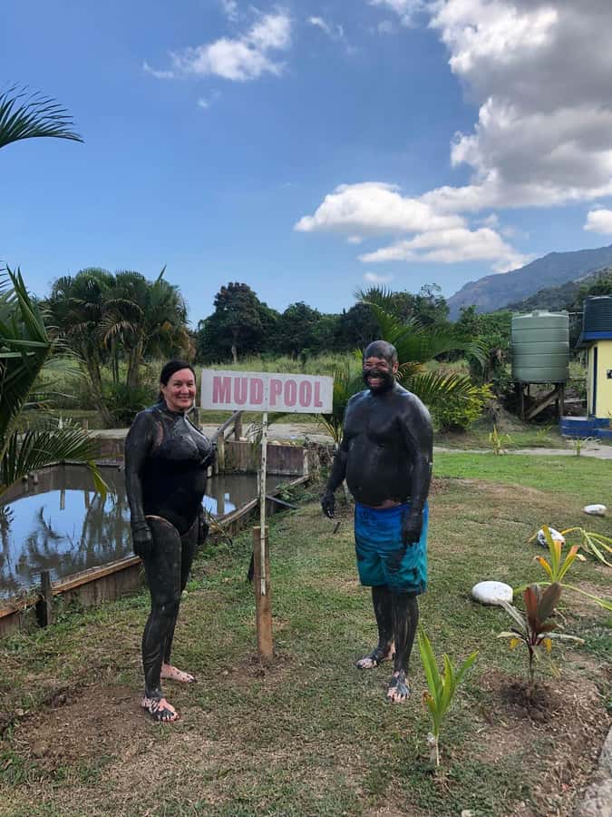 Garden of Sleeping Giant with Sabeto Hotspring Mudpool Tour - What to bring and what to wear
