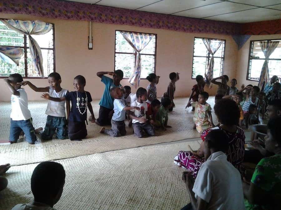 Lawai Pottery Village & Natadola Beach Kava Ceremony & Meke - Group size and the feel of the day