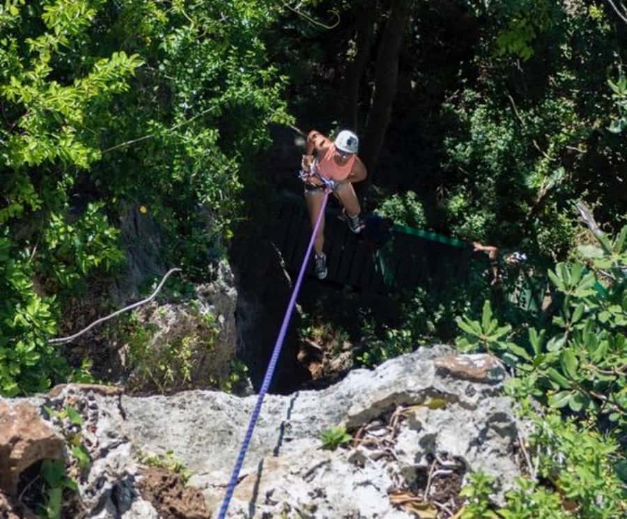 Nadi: Abseiling, Zipline, and Cave Tour with Meal - Sixteen zip lines across 27 platforms
