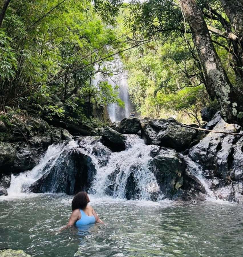 Nadi: Waterfall Tour Adventure with Refreshments and Lunch - What the $140 price includes