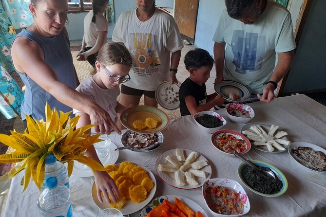 Private Experience of the Authentic Lifestyle of People In Fiji - Seeing School and Farm Life in Rural Fiji