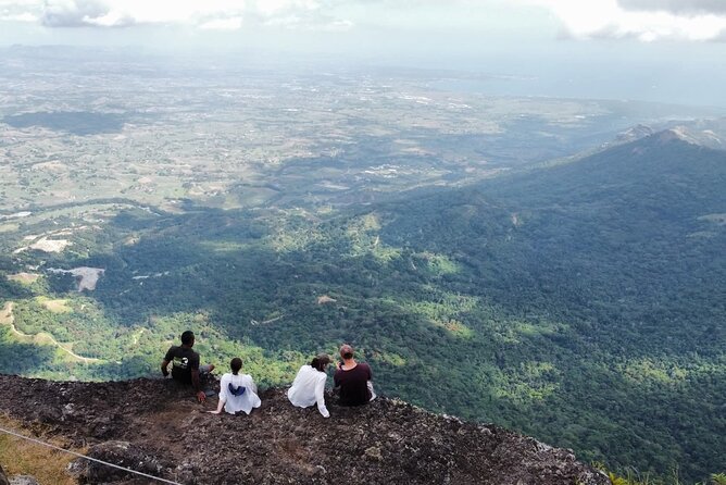 Private Mnt Batilamu Full Day Hike - Abaca Village and lunch with a Fijian family