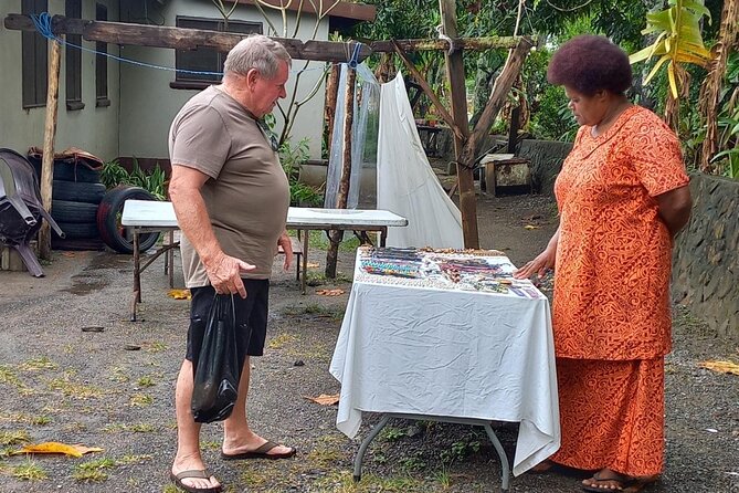 Private Tour :Best of Nadi - Garden of the Sleeping Giant: orchids and a worthwhile uphill walk
