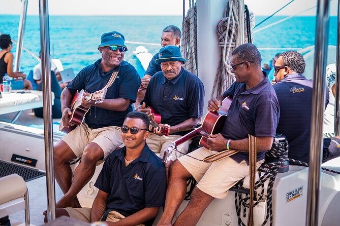 Sabre Sunset Cruise with BBQ Dinner & Drinks - Music, crew, and the evening mood