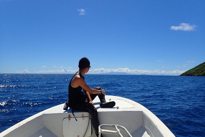 Ultimate Encounter Snorkel with Sharks in Fiji - My practical packing list for this Fiji day