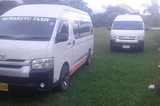 Warwick Fiji /Naviti Resort To Nadi Airport (Private Departure Transfer) - Friendly drivers and a little Fiji along the road
